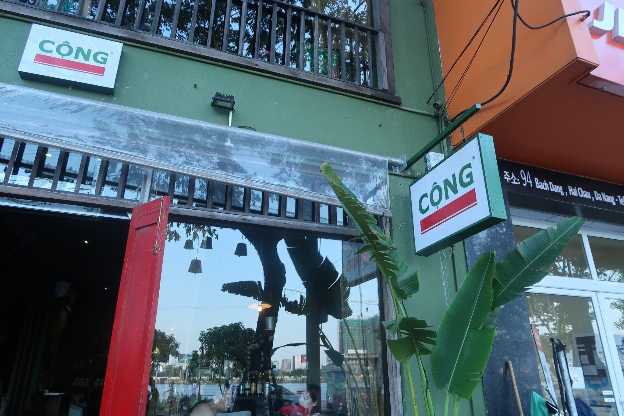 Day 7: Da Nang Scooter Adventure – Lotte Mart and Cộng Cà Phê