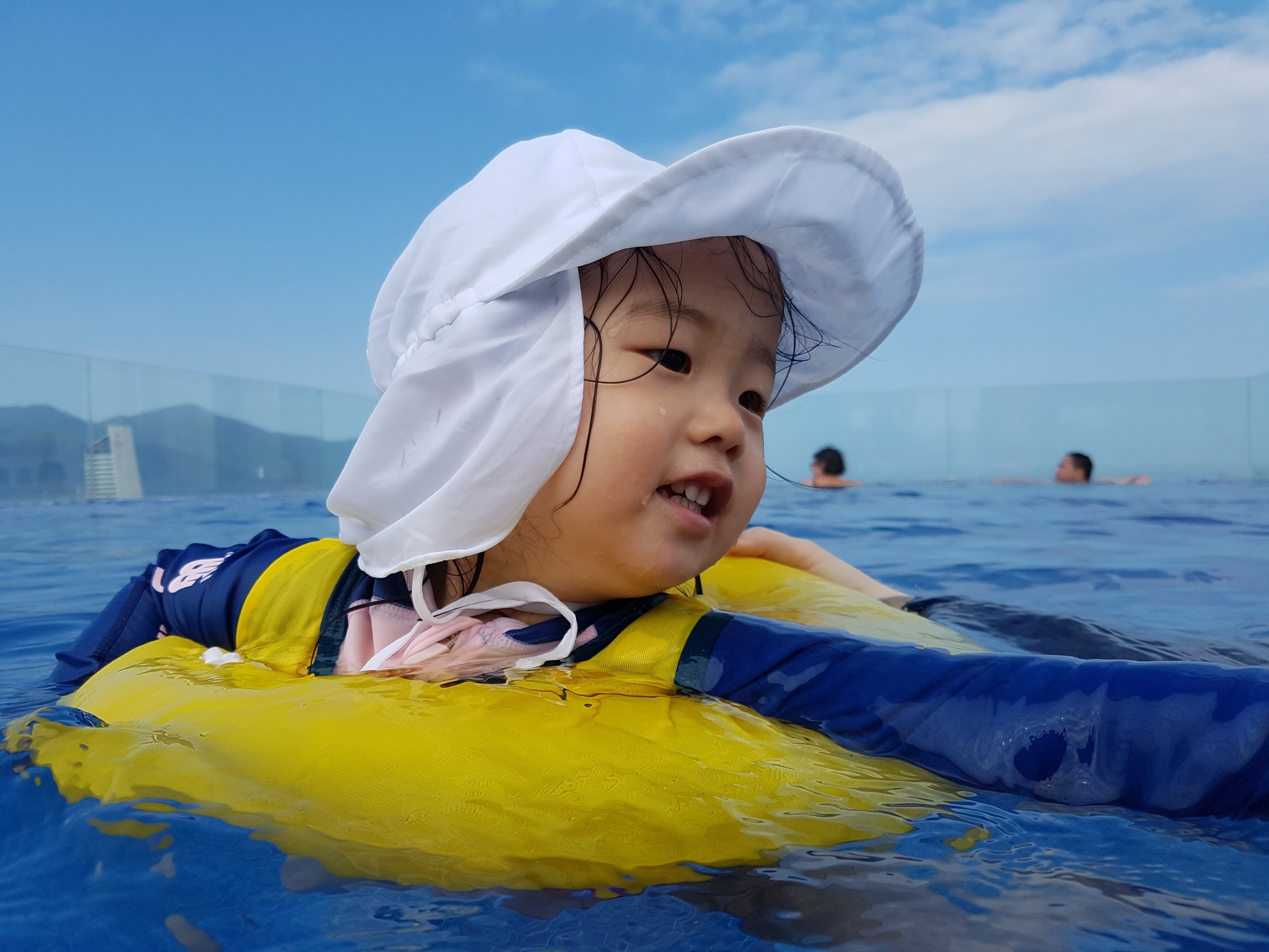 Da Nang Family Travel: Beating the Heat and Rooftop Pool Fun