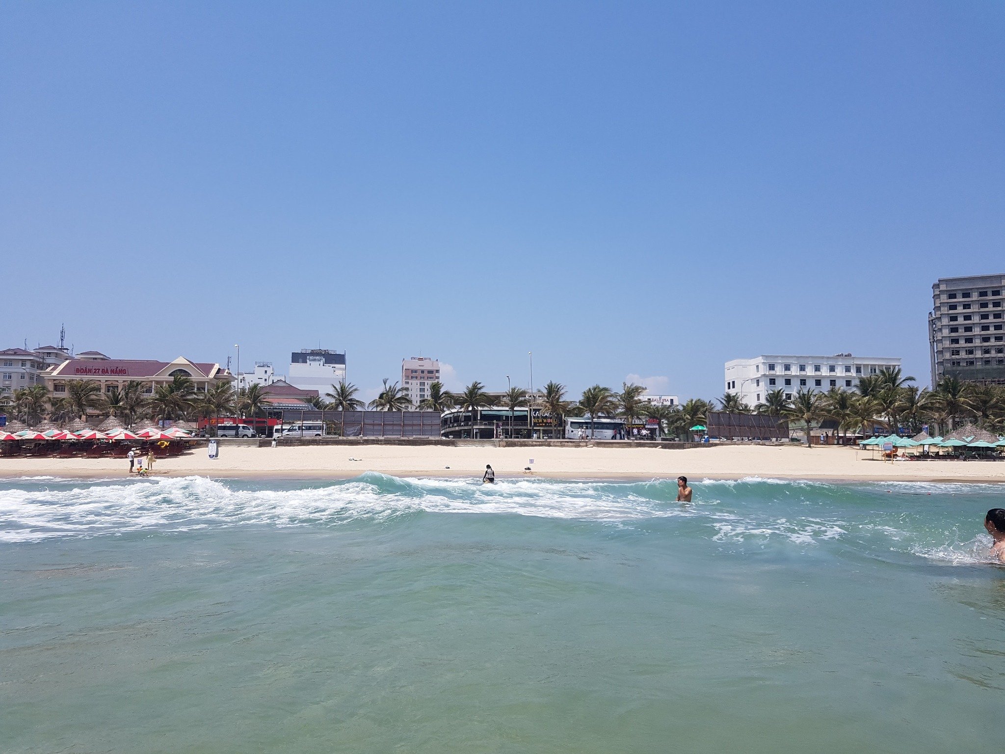 Day 6: Relaxing at My Khe Beach: Fun and Travel Tips with a Baby