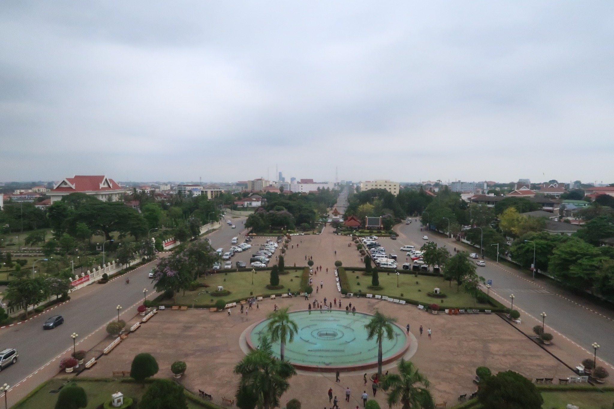 DAY 22: Vientiane Presidential Palace and Patuxai