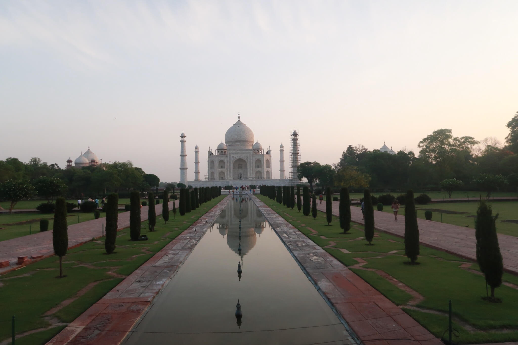 Day 39: Sunrise Wonders and Family Tips in Taj Mahal