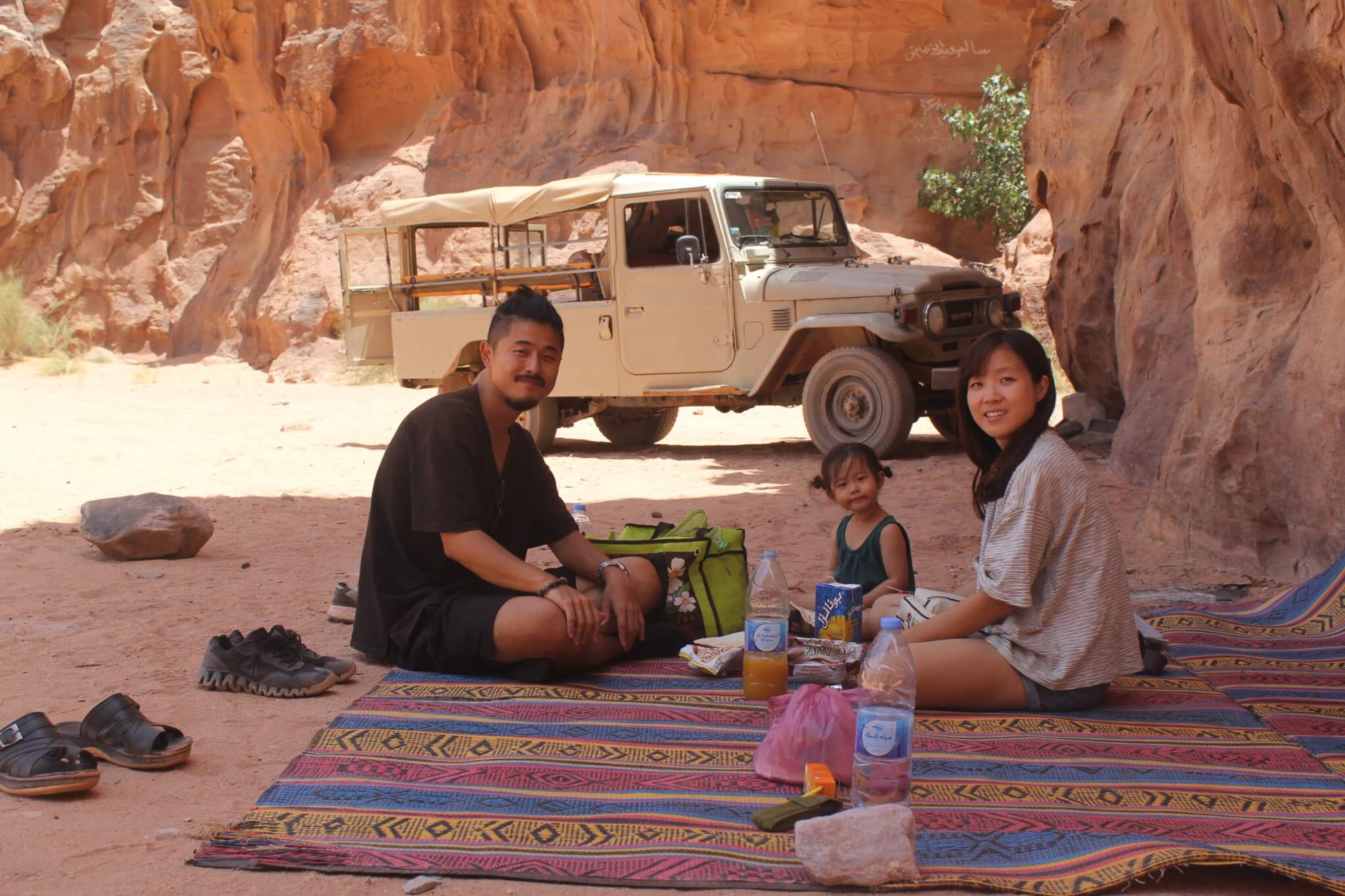 Exploring Wadi Rum with a Baby: Our Thrilling Desert Jeep Tour